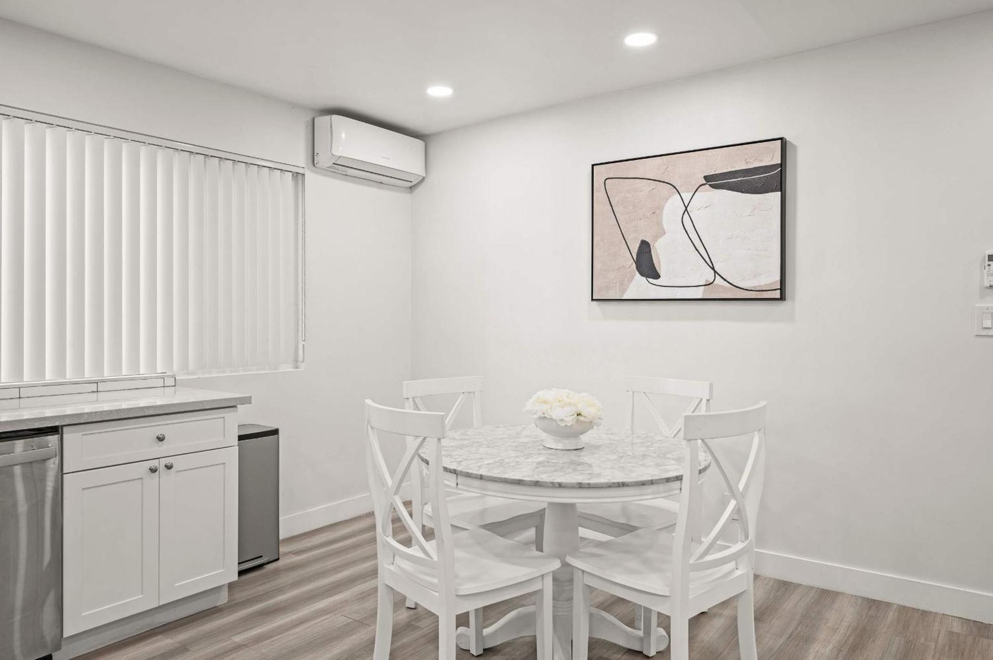New Renovated 2B2B Apt Self Checkin Free Parking 1 Pasadena Dış mekan fotoğraf