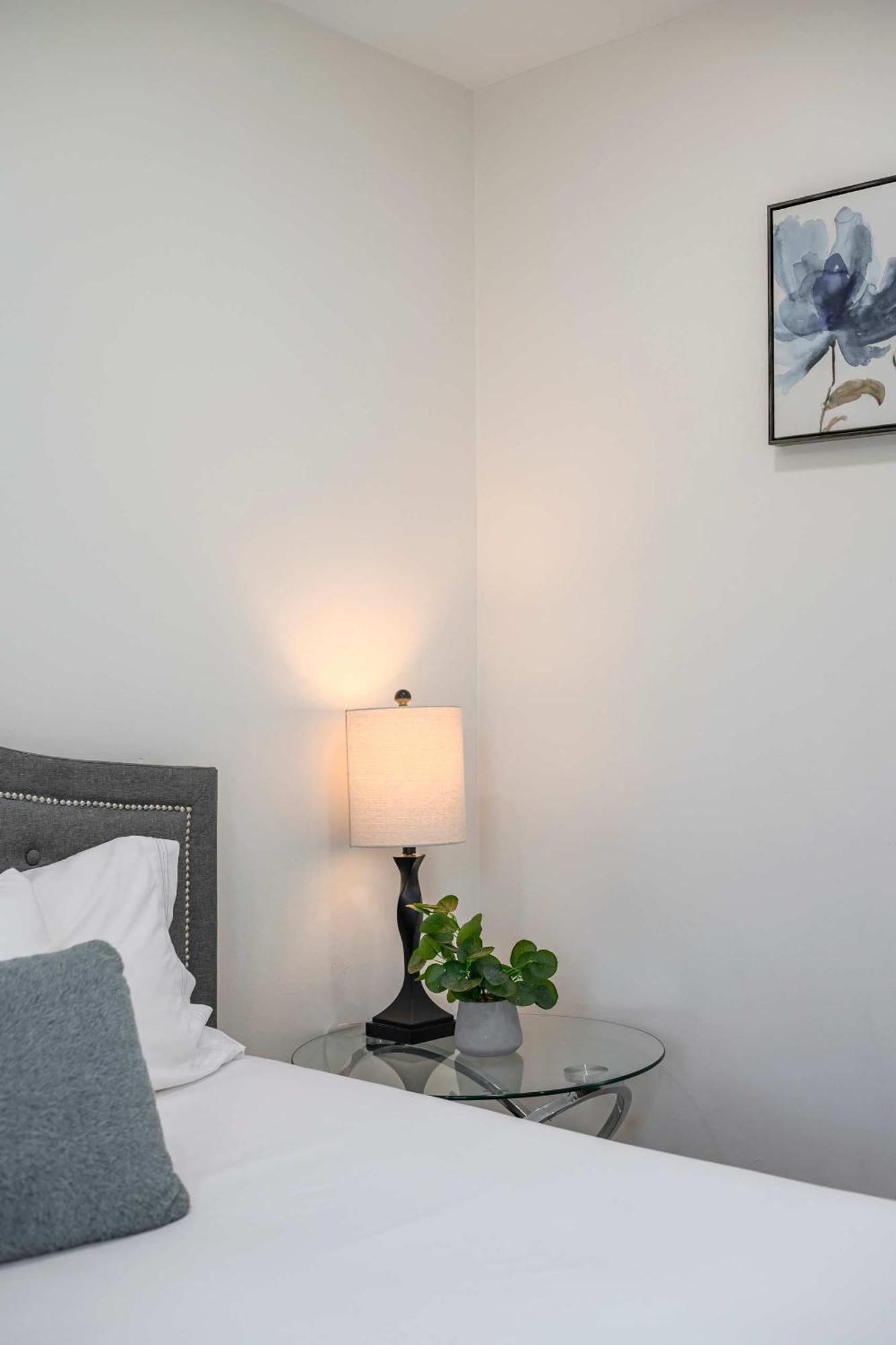 New Renovated 2B2B Apt Self Checkin Free Parking 1 Pasadena Dış mekan fotoğraf